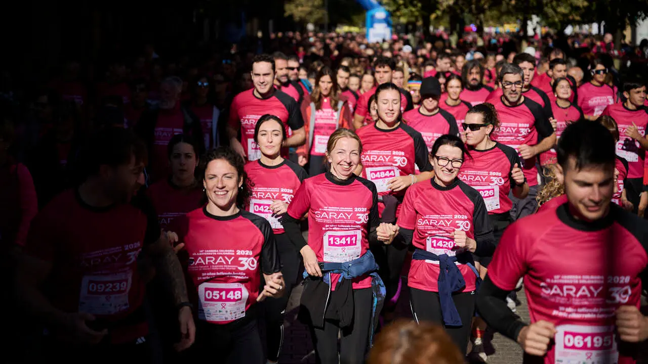 XV Carrera solidaria contra el c&aacute;ncer de mama organizada por Saray. PABLO LASAOSA