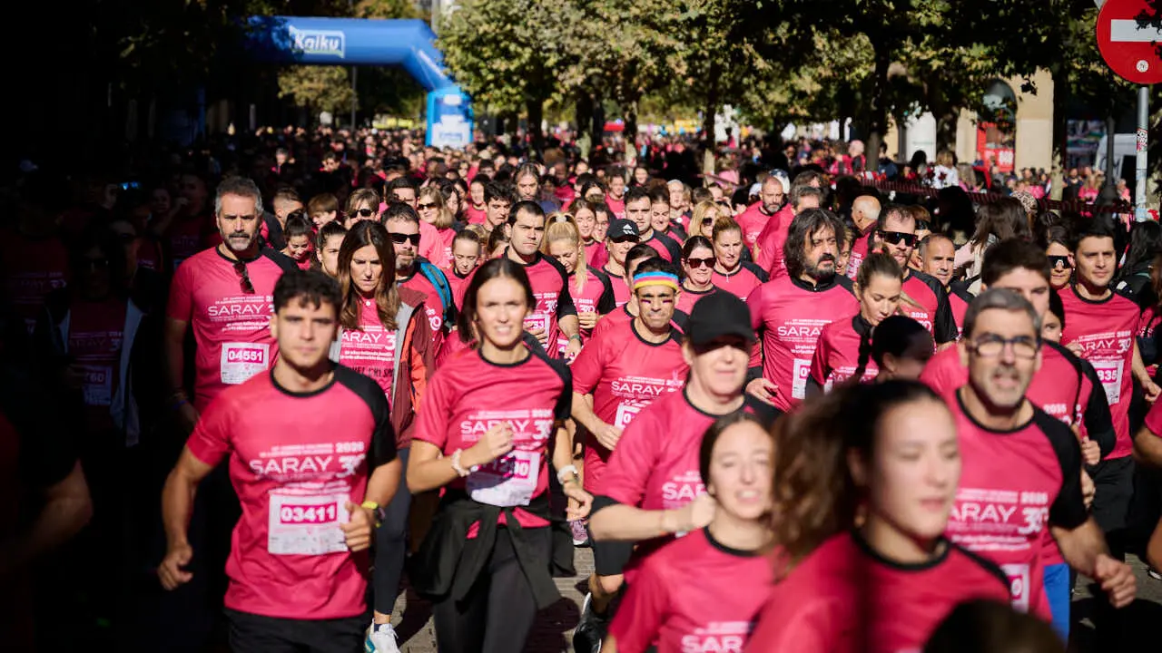 XV Carrera solidaria contra el c&aacute;ncer de mama organizada por Saray. PABLO LASAOSA