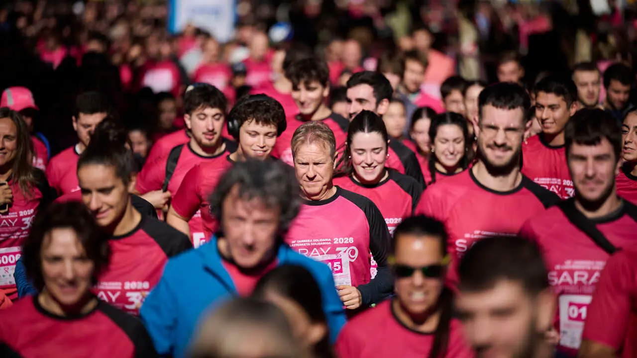 XV Carrera solidaria contra el c&aacute;ncer de mama organizada por Saray. PABLO LASAOSA