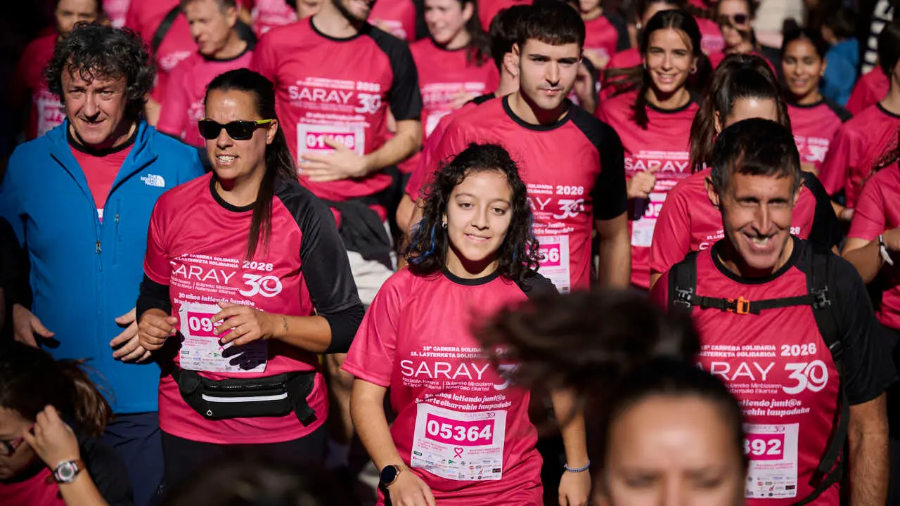 XV Carrera solidaria contra el c&aacute;ncer de mama organizada por Saray. PABLO LASAOSA