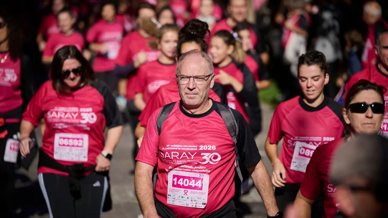 XV Carrera solidaria contra el c&aacute;ncer de mama organizada por Saray. PABLO LASAOSA