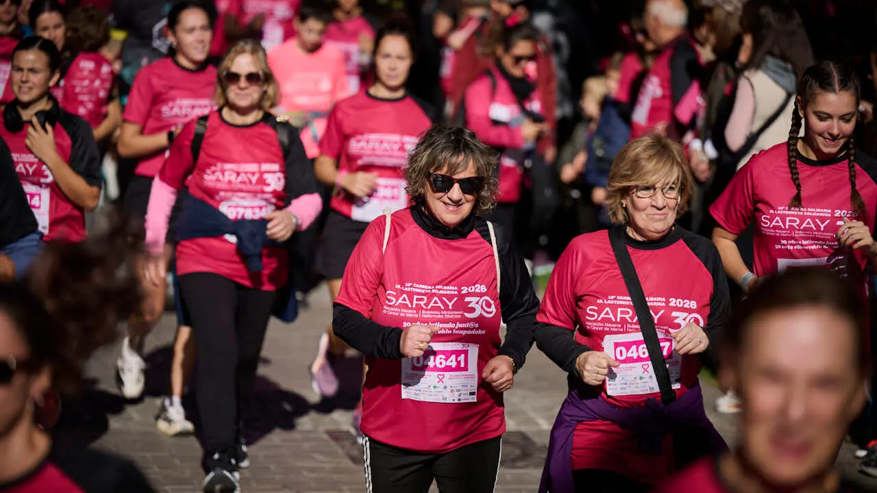XV Carrera solidaria contra el c&aacute;ncer de mama organizada por Saray. PABLO LASAOSA