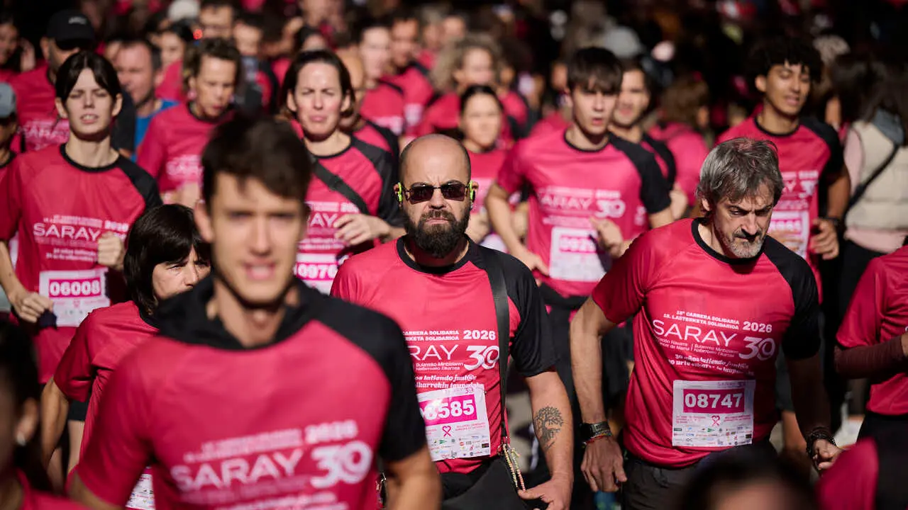 XV Carrera solidaria contra el c&aacute;ncer de mama organizada por Saray. PABLO LASAOSA