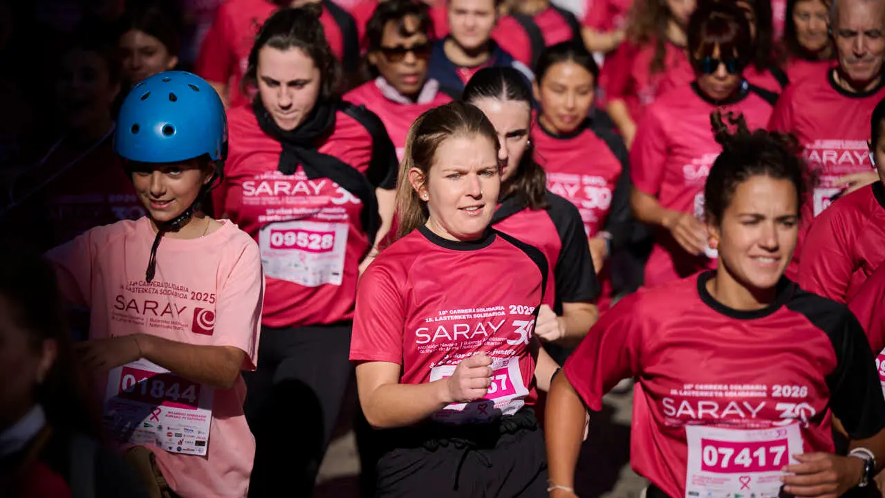 XV Carrera solidaria contra el c&aacute;ncer de mama organizada por Saray. PABLO LASAOSA