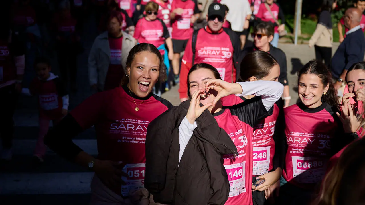 XV Carrera solidaria contra el c&aacute;ncer de mama organizada por Saray. PABLO LASAOSA