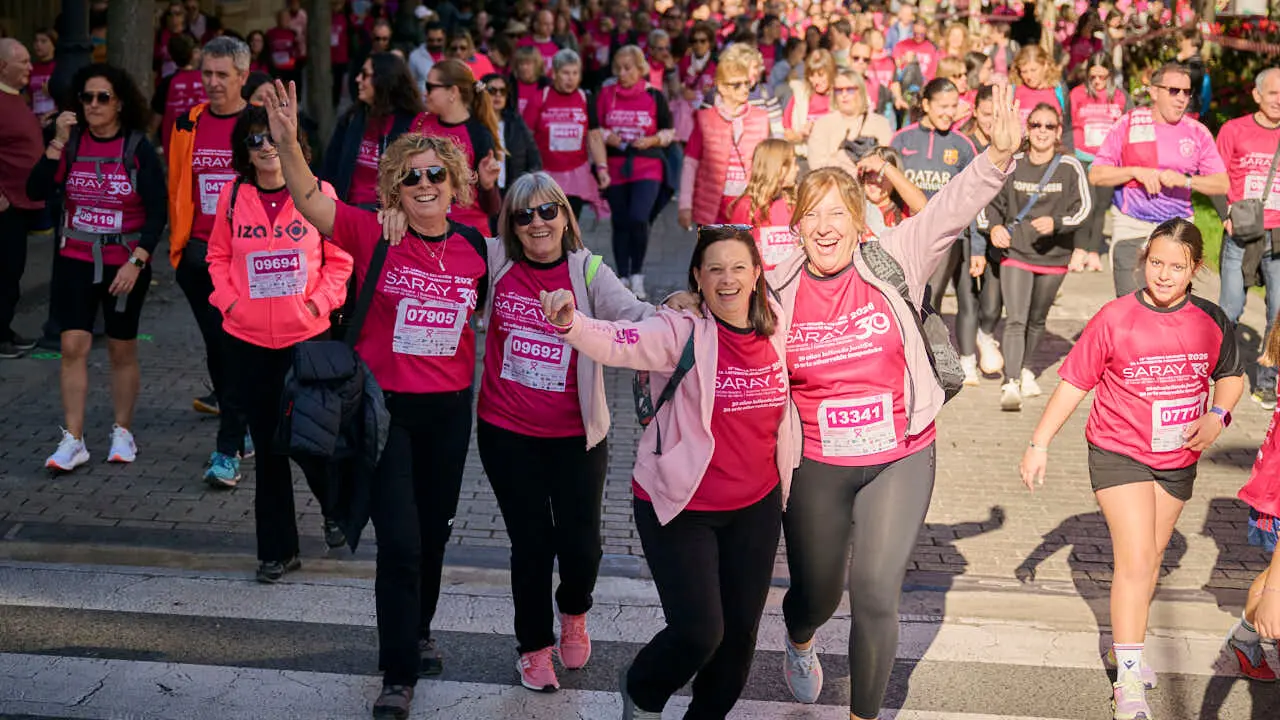 XV Carrera solidaria contra el c&aacute;ncer de mama organizada por Saray. PABLO LASAOSA