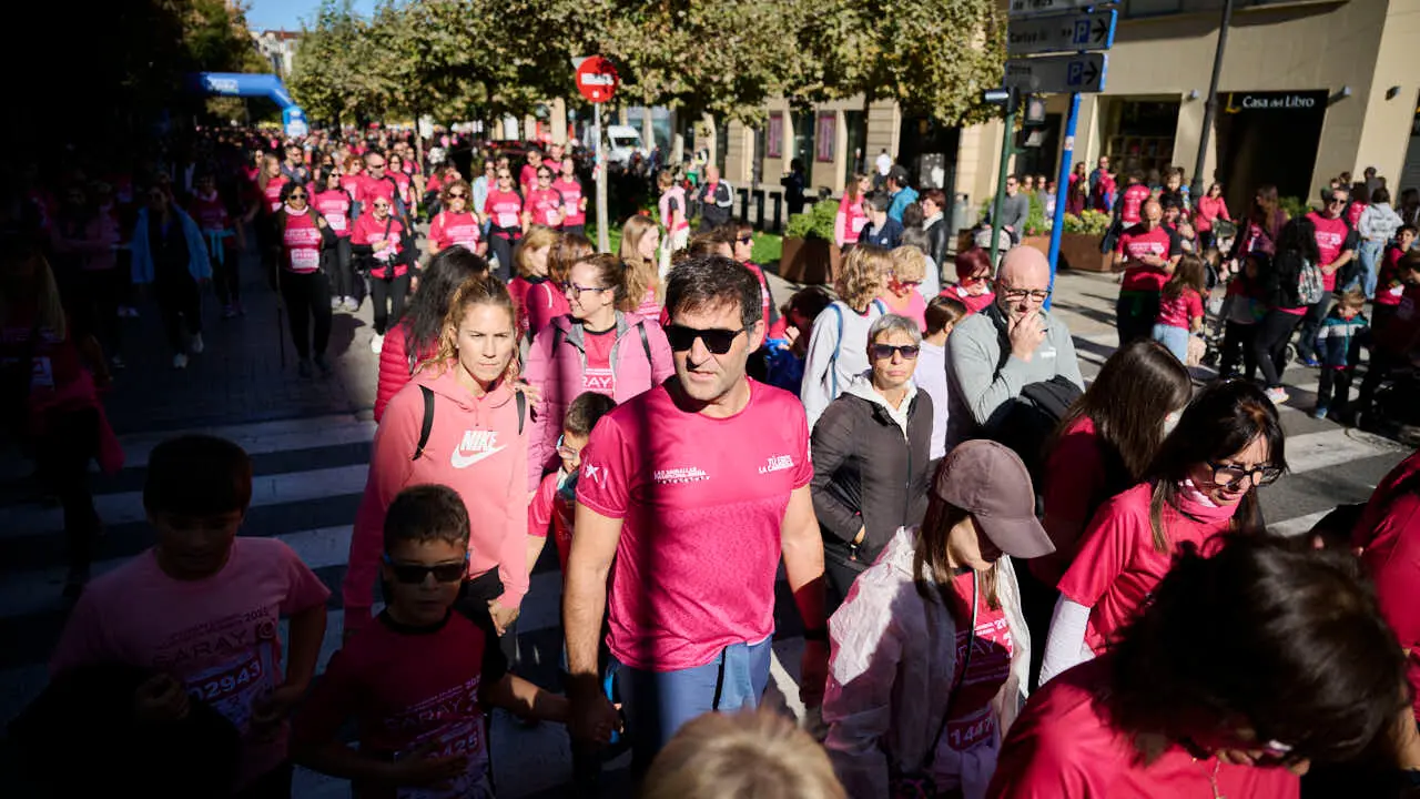 XV Carrera solidaria contra el c&aacute;ncer de mama organizada por Saray. PABLO LASAOSA