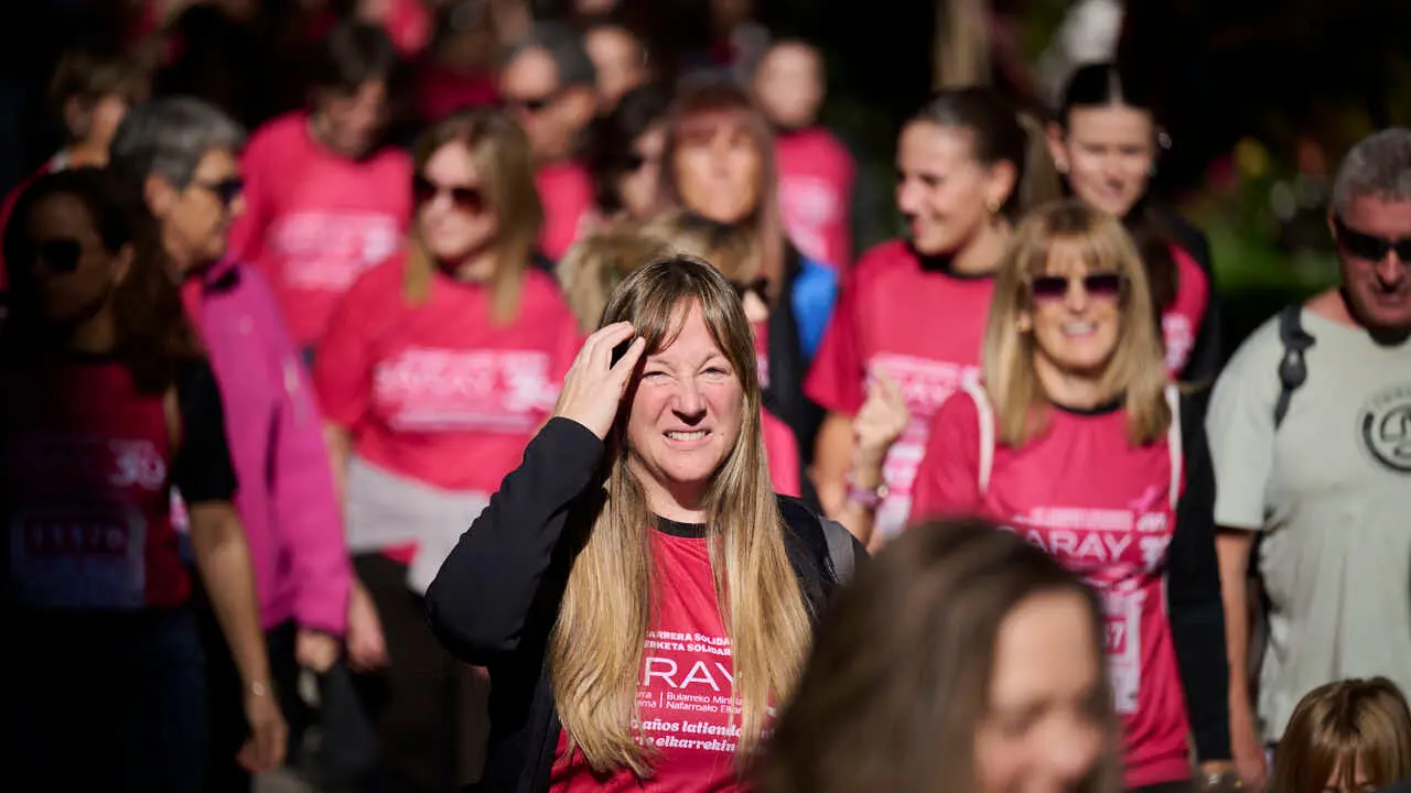 XV Carrera solidaria contra el c&aacute;ncer de mama organizada por Saray. PABLO LASAOSA