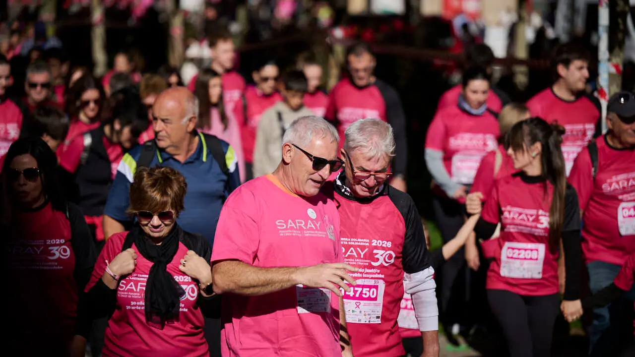 XV Carrera solidaria contra el c&aacute;ncer de mama organizada por Saray. PABLO LASAOSA
