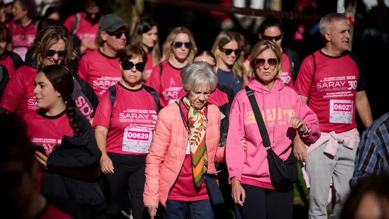 XV Carrera solidaria contra el c&aacute;ncer de mama organizada por Saray. PABLO LASAOSA