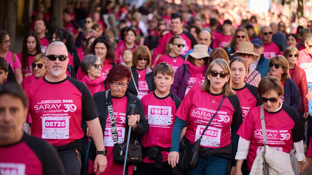XV Carrera solidaria contra el c&aacute;ncer de mama organizada por Saray. PABLO LASAOSA