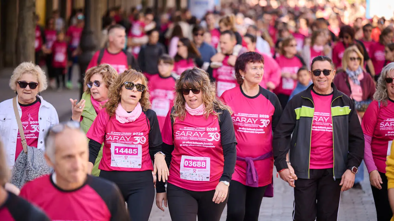 XV Carrera solidaria contra el c&aacute;ncer de mama organizada por Saray. PABLO LASAOSA