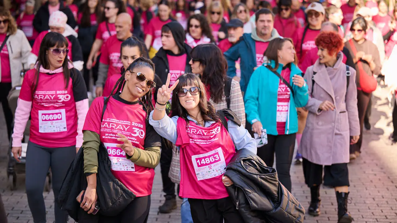 XV Carrera solidaria contra el c&aacute;ncer de mama organizada por Saray. PABLO LASAOSA