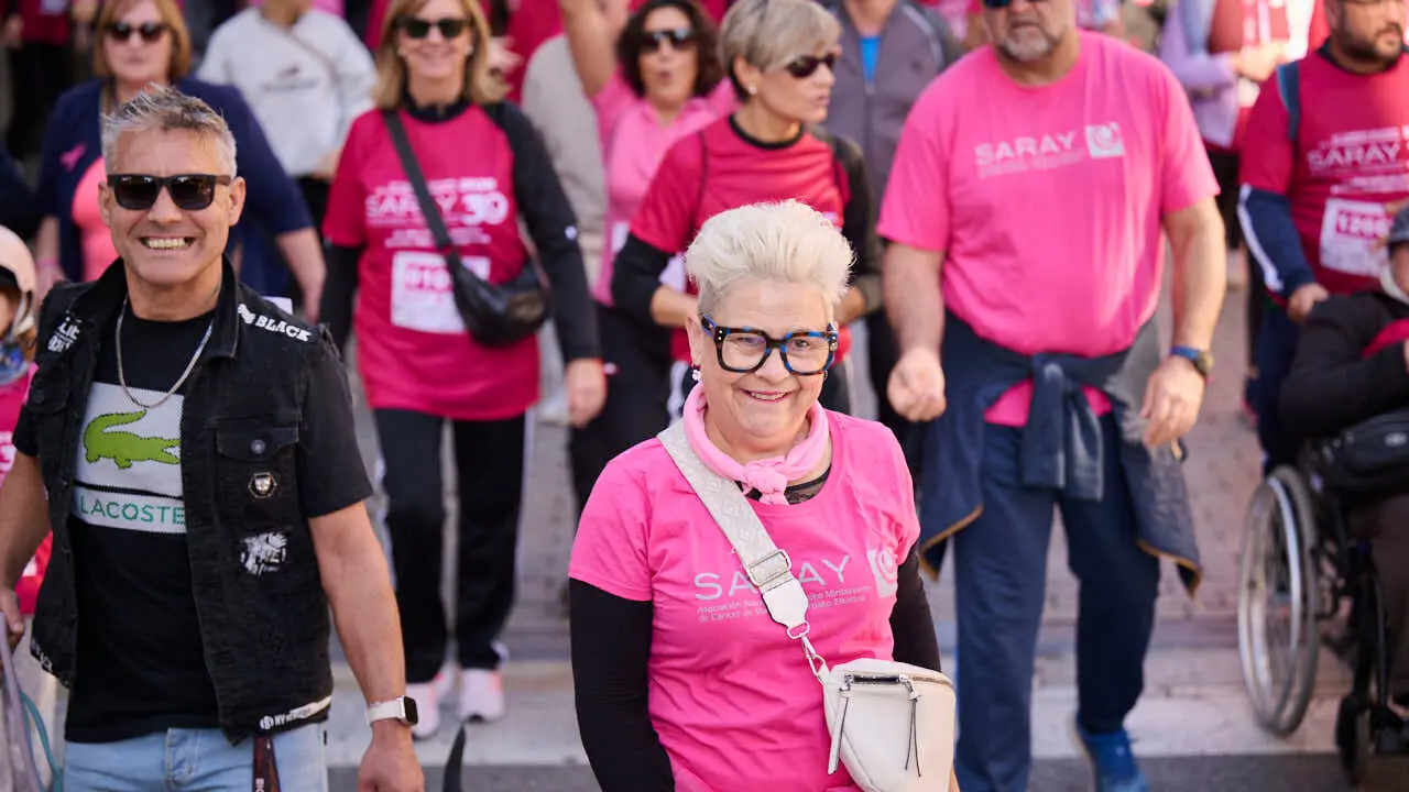 XV Carrera solidaria contra el c&aacute;ncer de mama organizada por Saray. PABLO LASAOSA