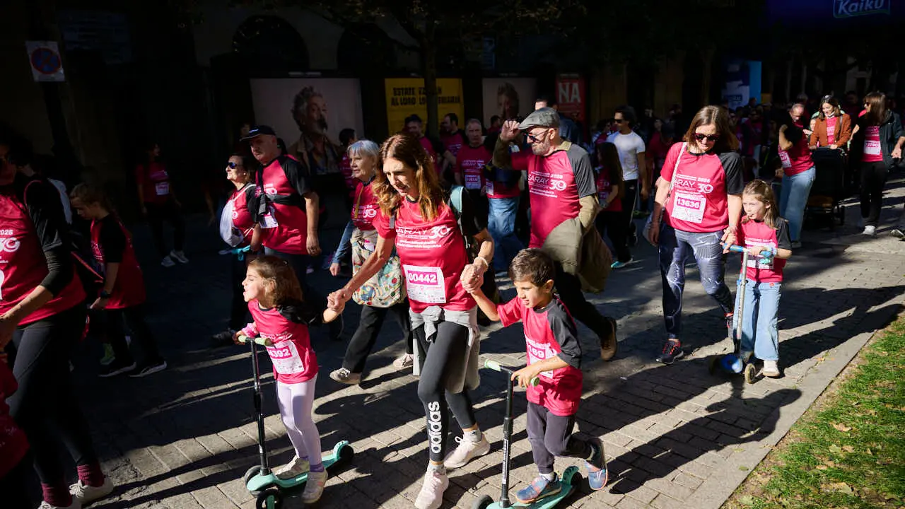 XV Carrera solidaria contra el c&aacute;ncer de mama organizada por Saray. PABLO LASAOSA