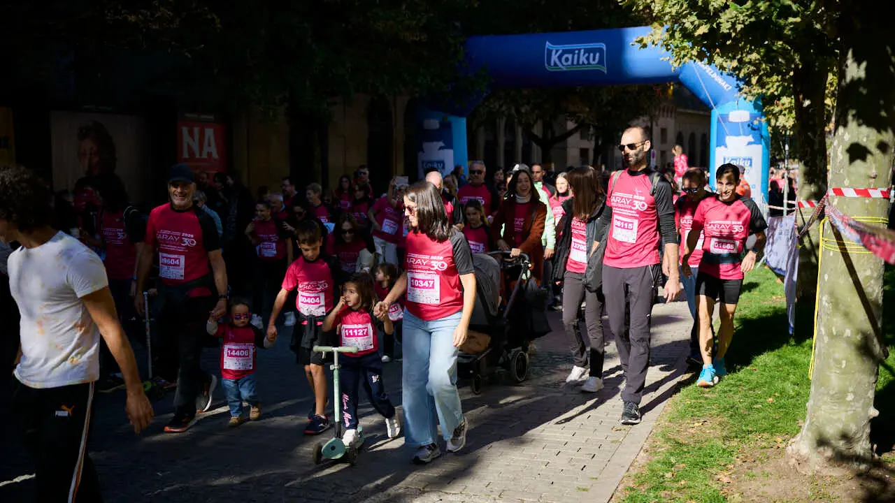 XV Carrera solidaria contra el c&aacute;ncer de mama organizada por Saray. PABLO LASAOSA