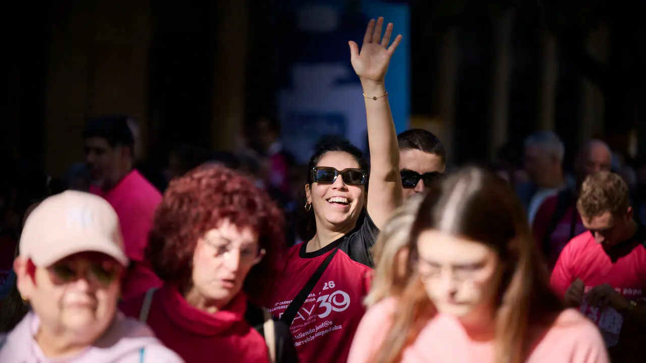 XV Carrera solidaria contra el c&aacute;ncer de mama organizada por Saray. PABLO LASAOSA