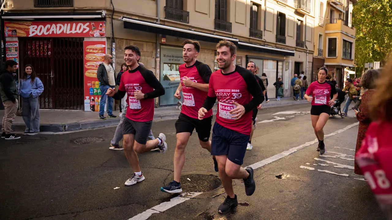 XV Carrera solidaria contra el c&aacute;ncer de mama organizada por Saray. PABLO LASAOSA