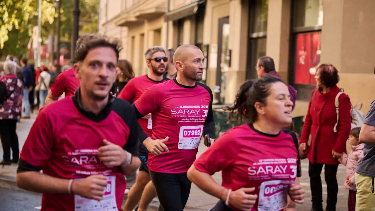 XV Carrera solidaria contra el c&aacute;ncer de mama organizada por Saray. PABLO LASAOSA