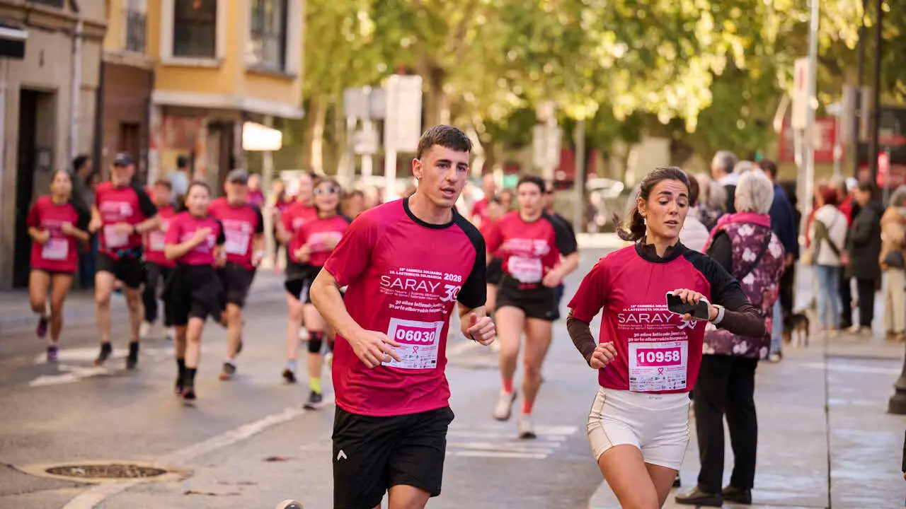 XV Carrera solidaria contra el c&aacute;ncer de mama organizada por Saray. PABLO LASAOSA