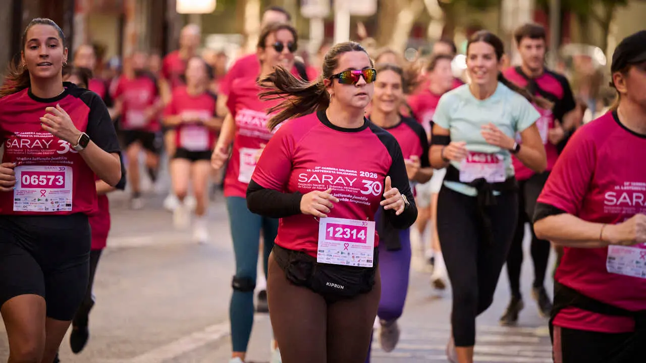 XV Carrera solidaria contra el c&aacute;ncer de mama organizada por Saray. PABLO LASAOSA