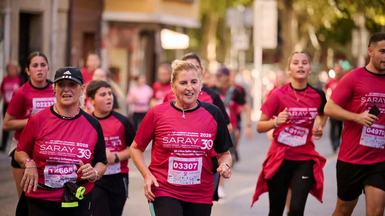 XV Carrera solidaria contra el c&aacute;ncer de mama organizada por Saray. PABLO LASAOSA