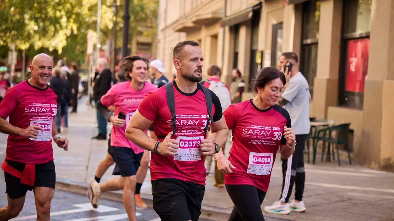 XV Carrera solidaria contra el c&aacute;ncer de mama organizada por Saray. PABLO LASAOSA