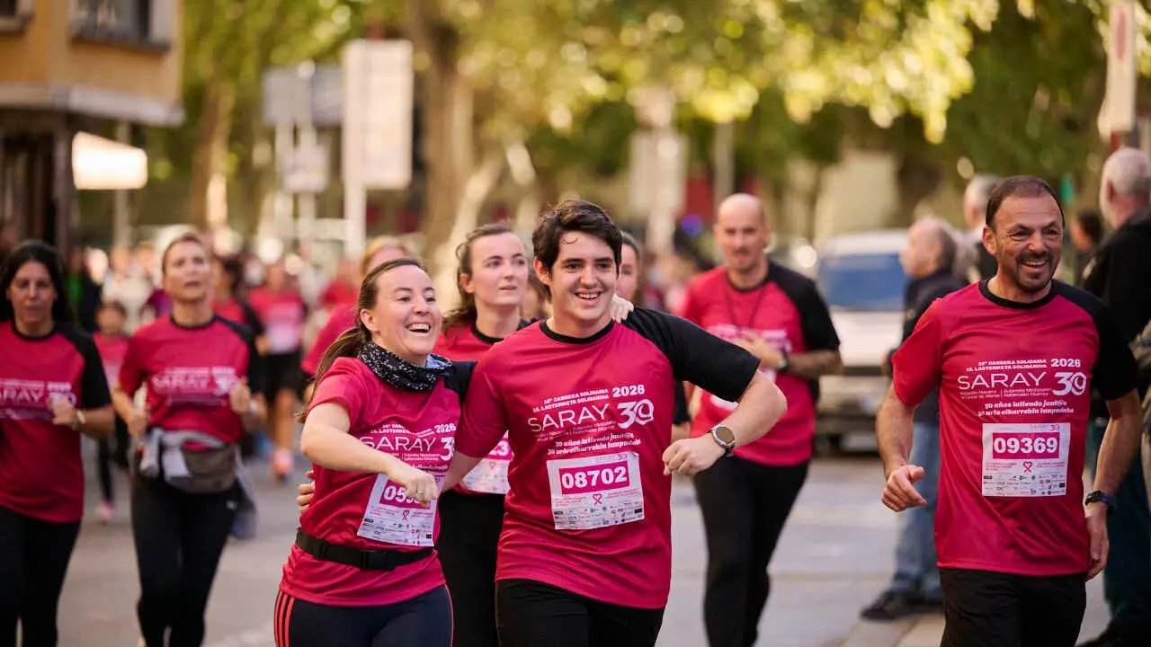 XV Carrera solidaria contra el c&aacute;ncer de mama organizada por Saray. PABLO LASAOSA