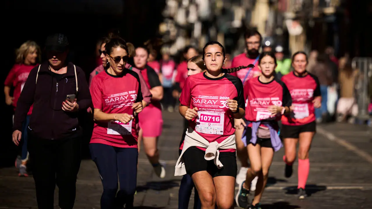 XV Carrera solidaria contra el c&aacute;ncer de mama organizada por Saray. PABLO LASAOSA