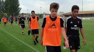 Olavide, Otegui, Imanol Garc&iacute;a y Aitor Bu&ntilde;uel se quedan en la disciplina del filial