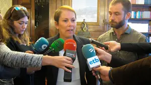 Barkos espera que la resolución independentista del Parlamento catalán sea "política"