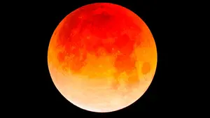 El eclipse de luna más largo del siglo podrá avistarse desde Navarra: así se producirá la 'luna de sangre'