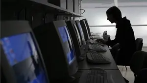 Condenado en Pamplona un informático que se hizo con un vídeo sexual casero que su compañera tenía en el correo