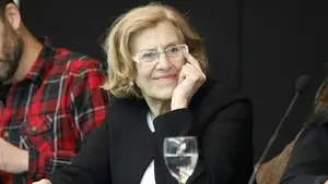 Carmena pasará la noche en la Unidad de Ictus del hospital al que ha sido trasladada por una indisposición