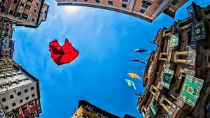 La hora que Pamplona esperaba: acompaña en directo al reloj del Ayuntamiento hasta este triste mediodía