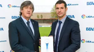 Martín Monreal, mejor entrenador de la Liga Adelante en septiembre