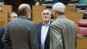 El exetarra propuesto por el Gobierno para Educación, entre los denunciados por Covite