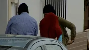 La joven detenida en Barajas durante el registro de su casa