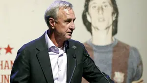 El FC Barcelona le envía "un fuerte abrazo" a Johan Cruyff
