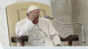 El Papa, durante un bautismo: "Si a algunos les da hambre, amamanten sin miedo y con normalidad como la Virgen"