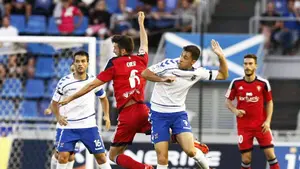 Cinco jugadores de Osasuna están advertidos de suspensión por tarjetas ante el Tenerife