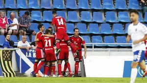 Osasuna se deja dos puntos en Tenerife al recibir un gol en el minuto 92 del partido
