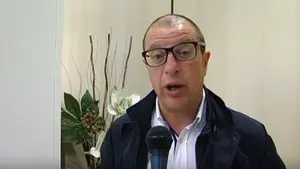 Carlos Gimeno, del PSN, explica la solicitud para modificar los criterios de matrícula en los colegios