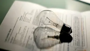 "Se necesita más transparencia": el 65% de los navarros desconoce si está en el mercado libre o regulado de la luz