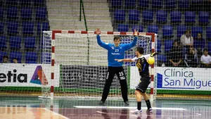 El portero del Helvetia, Sergey Hernández, recibe la llamada de la Selección Española para jugar ante Finlandia