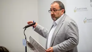 I-E habla del "carácter adoctrinador" de la religión y pide que "no se imparta ni un minuto más del mínimo legal obligatorio"