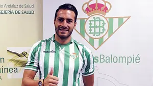 La policía cree que el usuario del móvil del los amaños era el jugador del Betis Xavi Torres