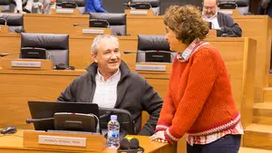 El Parlamento foral tramita la subida de impuestos planeada por el Gobierno