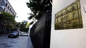 Regresan conmocionados a Madrid los primeros españoles tras los atentados