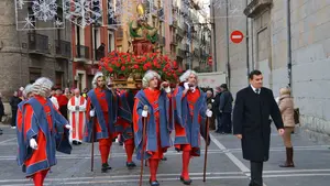 Pamplona celebra San Saturnino con la procesi&oacute;n del santo y los gigantes